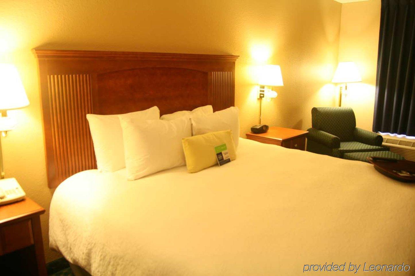 Econo Lodge Корділ Номер фото